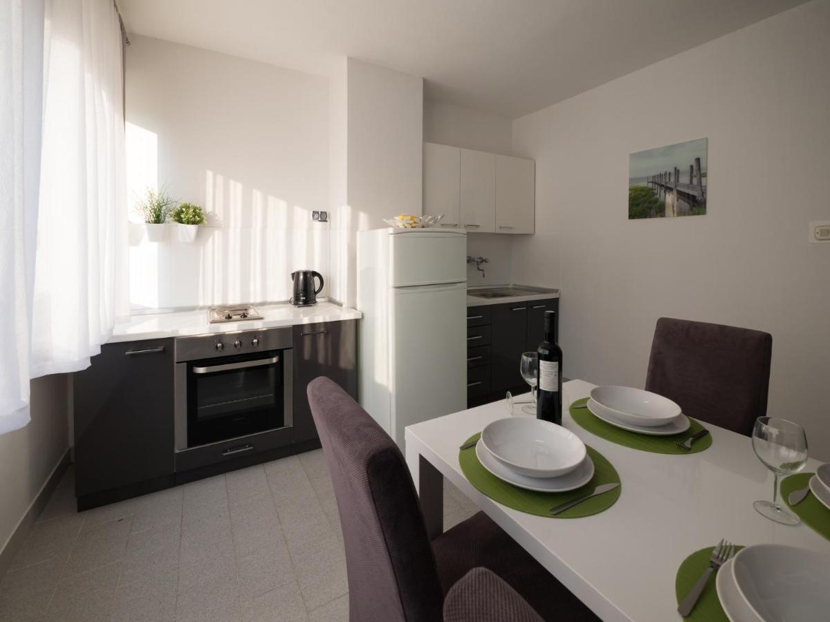 Gin Apartman Zadar Exterior foto